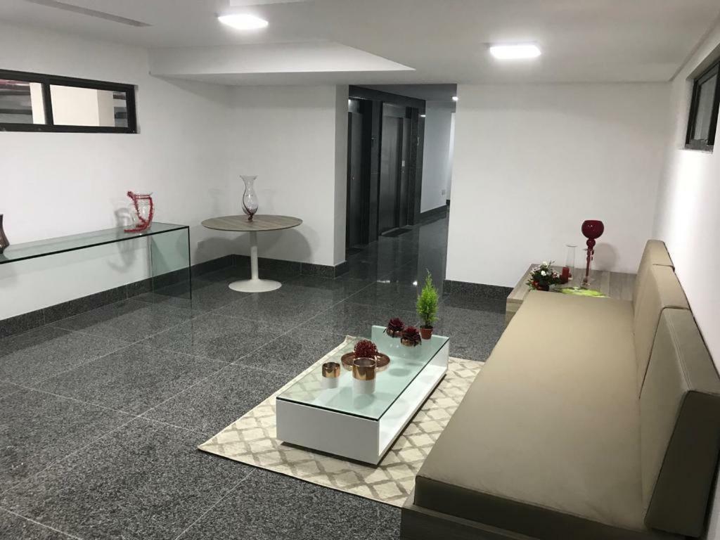 Apartamento Flats Mobiliados Zona Norte, Casa Forte, Recife, Direto Com O Dono *